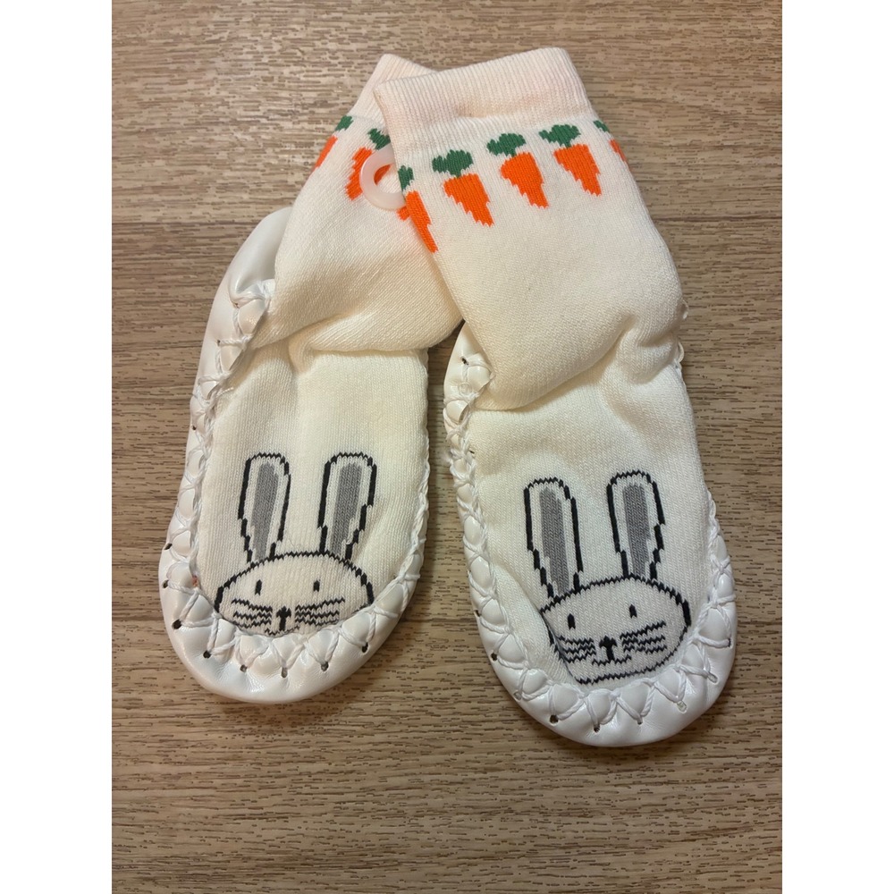 Hanna Andersson Bunny Carrot Swedish Moccasin Slipper Socks Cream Kids Size 5-7